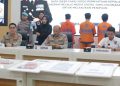 Polda Jatim Amankan Tiga Tersangka Pembuat dan Penyebar Video Hoax Gubernur