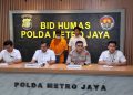 Siasat Dua Bersaudara Tersangka Pemerasan Modus VCS Menyamar Jadi Wanita
