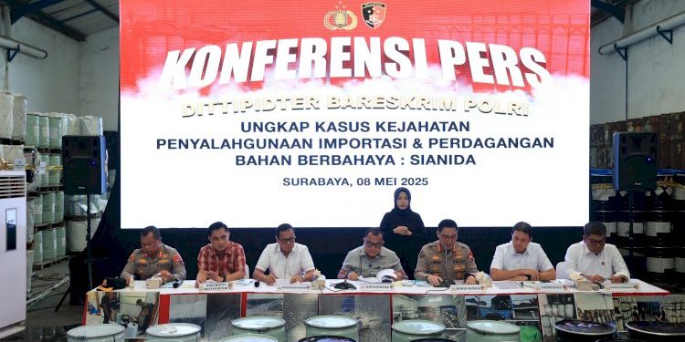 Bareskrim Polri Ungkap Perdagangan Ilegal Sianida di Surabaya dan Pasuruan dengan Omzet Rp 59 Miliar