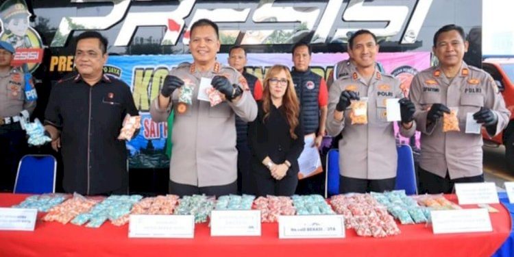 Jaringan Narkoba Bekasi-Bogor-Depok Terbongkar, 14 Ribu Butir Ekstasi Disita di Bekasi