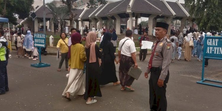 Patroli Ditpamobvit Polda Metro Jaya di Masjid-Masjid Besar Jakarta untuk Ciptakan Rasa Aman