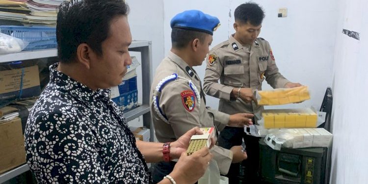 Antisipasi Penyalahgunaan Senpi Cek Inventaris di Gudang Senjata Polres Pekalongan