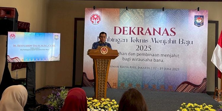 Pelatihan Menjahit: Dukungan Kemendagri dan Dekranas untuk Ekonomi Kerakyatan