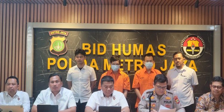 Dua WNA Malaysia Dihukum karena Bobol BCA Lewat Blasting SMS dengan Kerugian Rp100 Juta