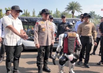 Robot Humanoid dan K9 dalam Inovasi Teknologi Polri di Syukuran Hari Bhayangkara ke-79
