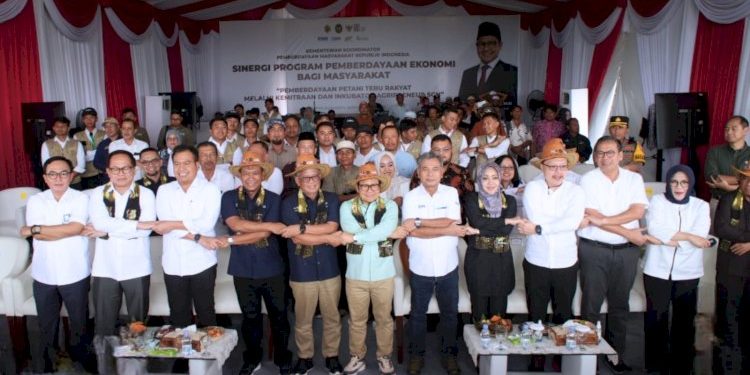 Strategi Pemberdayaan Masyarakat PTPN Melalui Kemitraan Petani Tebu