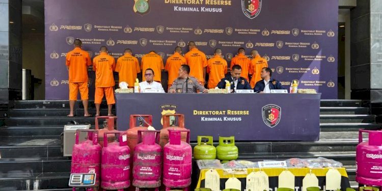 Pengungkapan Kasus Pengoplosan Gas Elpiji di Bekasi dan Jakarta