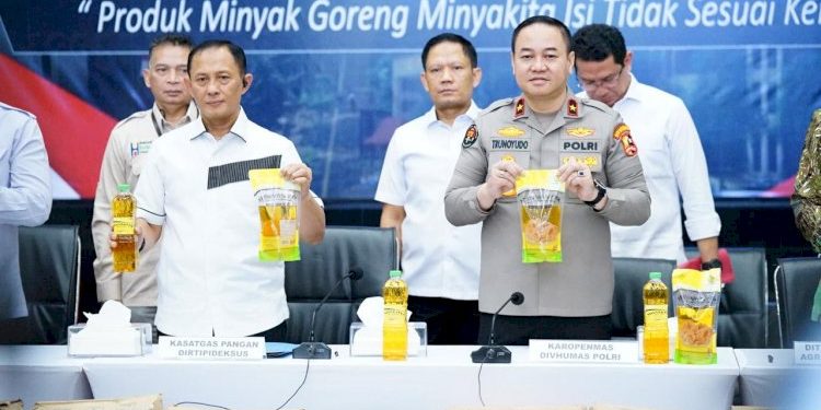 Kecurangan Minyak Goreng di Depok Terungkap Ribuan Liter Disita Polri