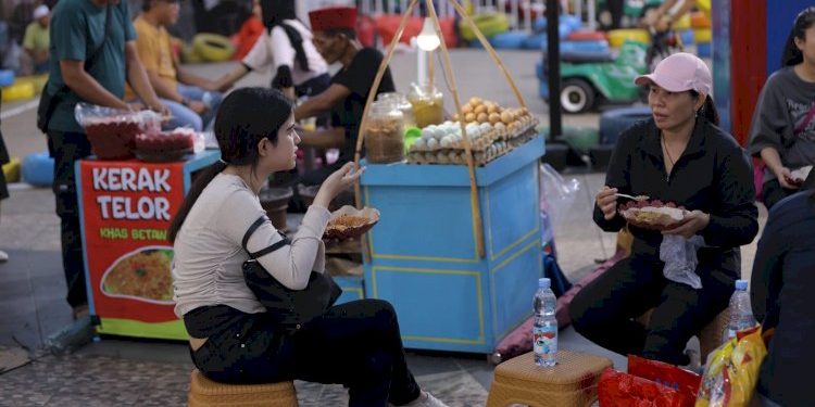 Mencicipi Makanan Khas dari Berbagai Daerah di Jakarta Fair