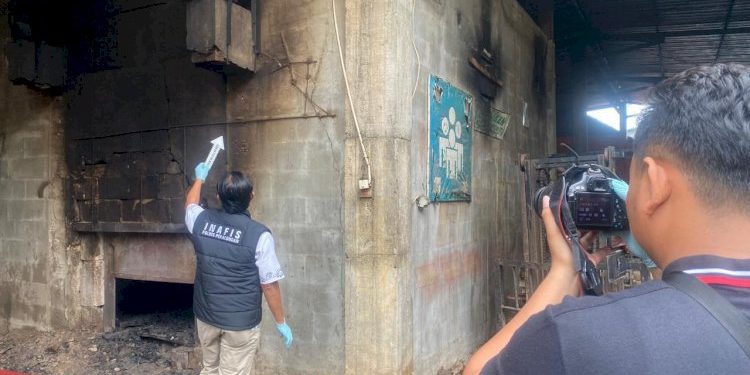 Pengeringan Kayu di Pekalongan Terbakar