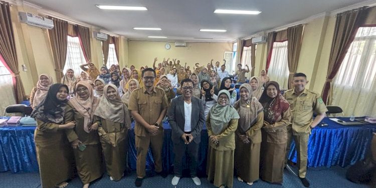 Semangat Baru, SMA 2 Samarinda Adakan Pelatihan Internal untuk Guru