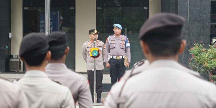 Kapolres Bekasi Pimpin Gaktiblin Setelah Apel Pimpinan dan Tegaskan Disiplin Internal Anggota