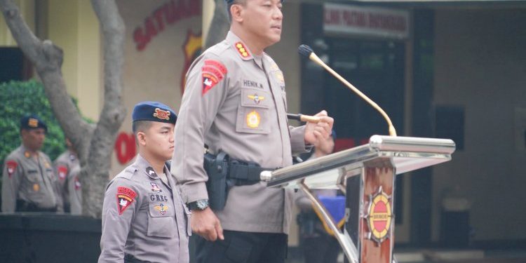 Penghargaan Anggota Berprestasi Polda Metro Brimob