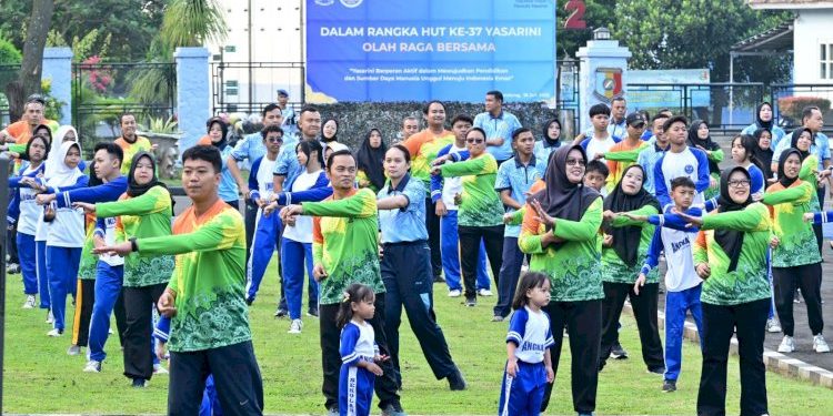 Senam Anak Indonesia Meriahkan HUT ke-37 Yasarini di Lanud Husein Sastranegara