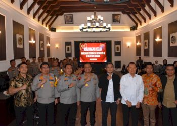 MKD DPR RI ke Polrestabes Surabaya Pastikan Sosialisasi Penggunaan TNKB Khusus Anggota DPR RI