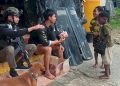 Satgas Ops Damai Cartenz Ajak Anak-anak Paniai Berbagi Keceriaan sebagai Wujud Kepedulian