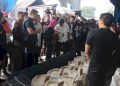 Sidak Pasar Induk Cipinang oleh Satgas Pangan Polda Metro Jaya untuk Awasi Beras Oplosan