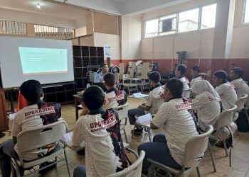 PLN UP2B DKI Jakarta dan Banten Luncurkan Program Konversi Kendaraan Listrik di SMK Dinamika Pembangunan 1
