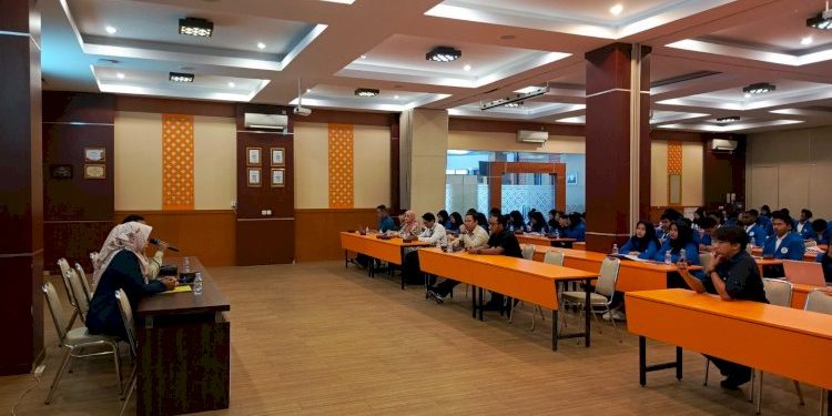Persiapkan Mahasiswa Jadi Calon Guru dan Profesional, Gelar Pembekalan PPL 2 di FKIP