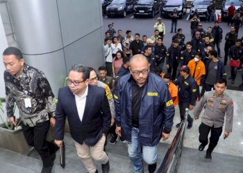 Geledah Kantor Polisi Sita Monitor dan Laptop Terkait Judi Online
