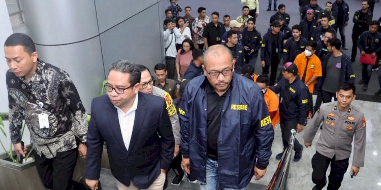 Geledah Kantor Polisi Sita Monitor dan Laptop Terkait Judi Online