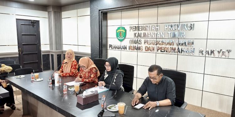 Ketua DWP Dinas PUPR dan PERA Kaltim Dukung Gerakan Berkoperasi untuk Organisasi Wanita