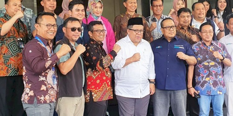 Wamen PKP Dorong Krakatau Steel dan BUMN Perumahan untuk Terus Inovatif dan Kompetitif
