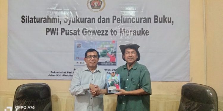 Ketua PWI Pusat Hendry Ch Bangun sambut baik kedatangan Taufik Abriansyah