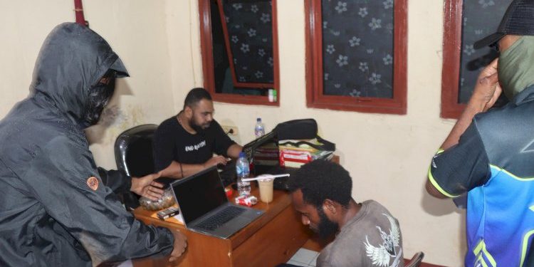 Anggota KKB Pimpinan Egianus Kogoya Ditangkap Satgas Operasi Damai Cartenz