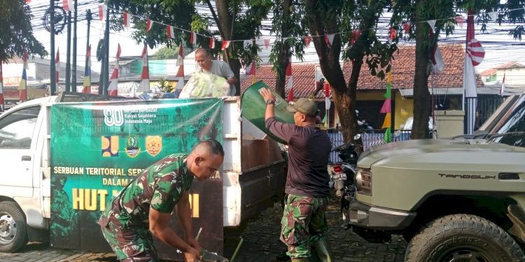 Koramil 05 Sawangan Gelar Aksi Bersih-Bersih Lingkungan dalam Serbuan Teritorial