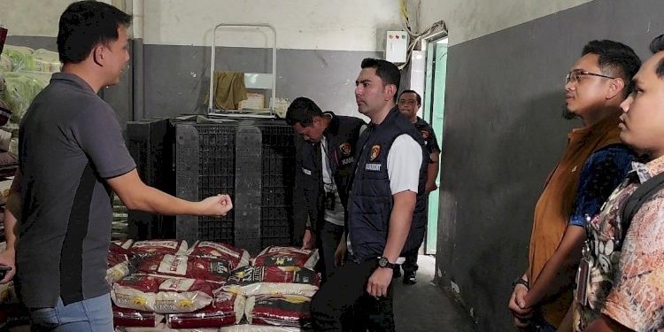 Polda Metro dan Satgas Pangan DKI Lakukan Sidak pada Gudang Beras