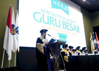 Kukuhkan Lima Guru Besar Baru untuk Perkuat Kontribusi Akademik Universitas
