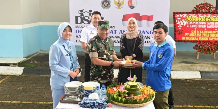 Pentingnya Gizi untuk Masa Depan, Lanud Husein Sastranegara Dukung Program MBG