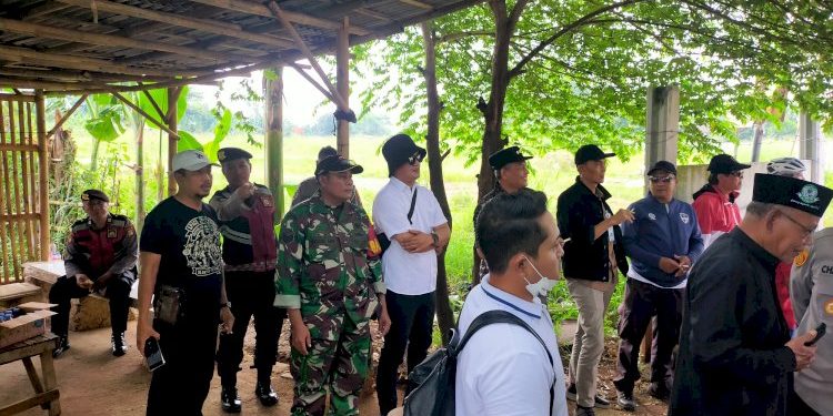 DPRD Depok Pantau Langsung Lokasi TPS Liar yang Dikeluhkan Warga di Limo