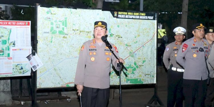703 Personel Amankan Acara Merdeka Run 2025 Ribuan Peserta Lari di Monas