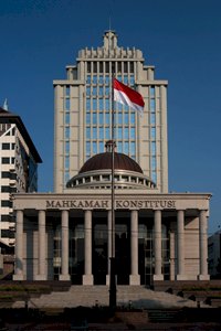 Permohonan Kubu 01 tentang Diskualifikasi Nepotisme Cawe-Cawe Sirekap dan Bansos Ditolak Ketua MK