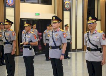 Kapolri Pimpin Serah Terima Jabatan Kapolda Jabar dan Kapusjarah Polri