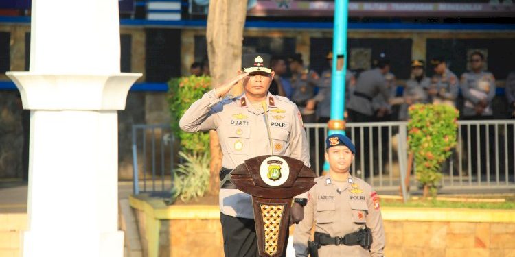 Pimpinan Apel Pengecekan Personel dan Sarpras Ditsamapta oleh Wakapolda Metro Jaya