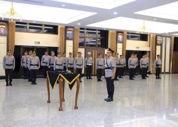 Pelantikan Astamaops Kapolri Serah Terima Jabatan Komjen Pol Imam Sugianto kepada Irjen Pol Akhmad Wiyagus