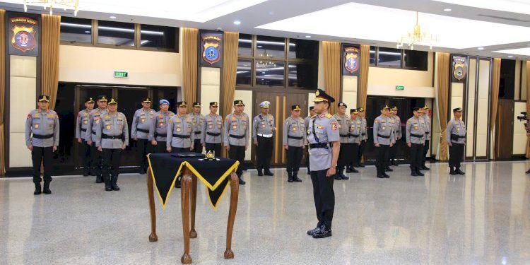 Pelantikan Astamaops Kapolri Serah Terima Jabatan Komjen Pol Imam Sugianto kepada Irjen Pol Akhmad Wiyagus