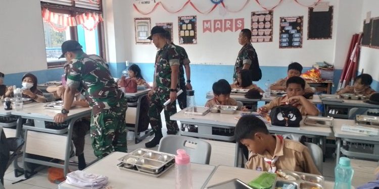 Pasis Dikreg LXVI Seskoad Laksanakan KKL di Koramil 07 Limo Depok