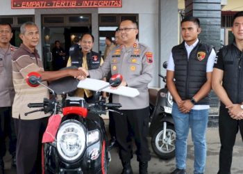 Curanmor Viral Terungkap, Kapolres Pekalongan Serahkan Motor ke Korban