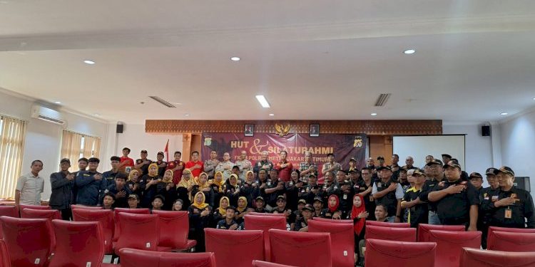 Kapolsek Makasar Hadiri HUT dan Silaturahmi FKPM Polres Jakarta Timur