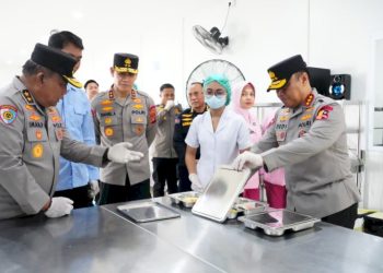 Inovasi Menu Bergizi Lokal untuk Anak-anak Penerima Manfaat SPPG Plawa Polda Bali