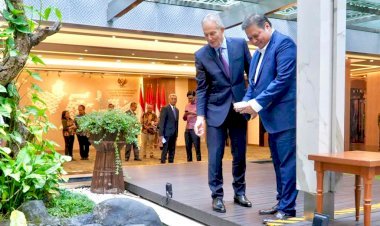 Pertemuan Airlangga dengan Mantan PM Inggris Tony Blair