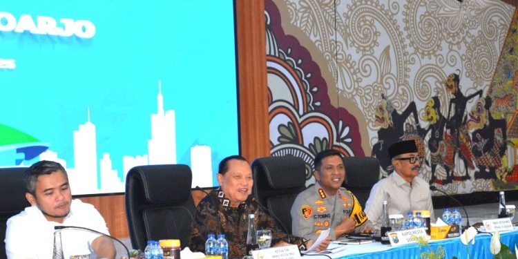 MKD DPR RI dan Polresta Sidoarjo Perkuat Penegakan Kode Etik serta Sosialisasi TNKB Khusus