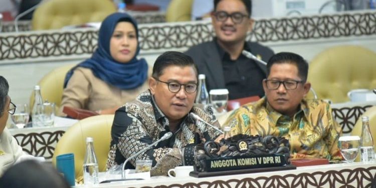 Komisi V DPR Dukung Pemerintah Berikan Diskon Tiket Nataru 2025/2026
