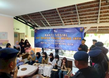 Brimob Polda Metro Jaya Berikan Bantuan ke Panti Asuhan Putra Setia Kramat Sentiong