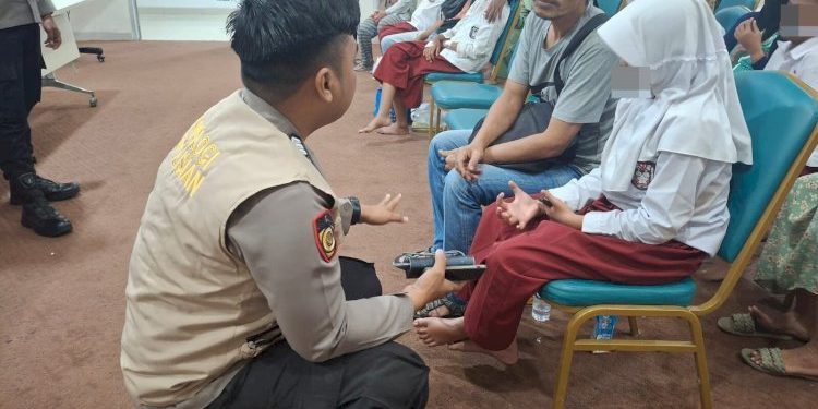 Polda Metro Jaya Bantu Siswa SDN 01 Kalibaru Pulih dari Trauma Kecelakaan
