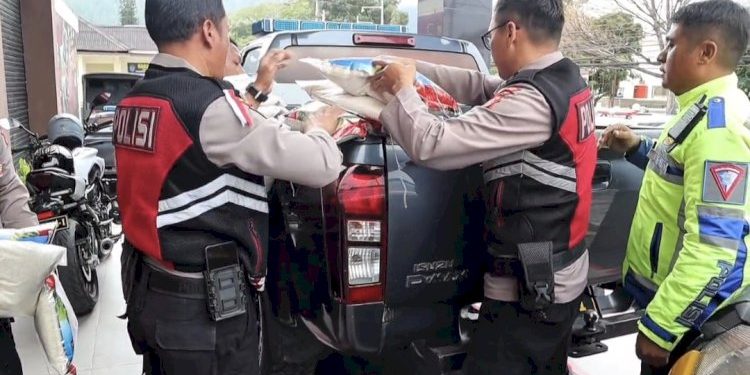 Polres Aceh Tengah Salurkan Bantuan Kemanusiaan dan Layanan Kesehatan untuk Warga Toweren